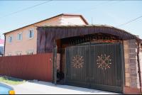 Kol-Bars GuestHouse - Bed and Breakfast Karakol