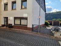 Tinas Ferienwohnung - B&B Kröv