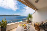 Apartments Ratac Lobrović with private beach and beautiful sunset - Ferienwohnung Slano