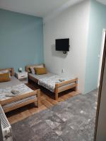 Chambre Triple avec Salle de Bains Privative