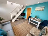 Sunny 2-Bedroom Coastal Stay with Free Parking - Ferienwohnung Great Yarmouth