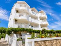 Apartments Ineta - Bed and Breakfast Sveti Filip i Jakov
