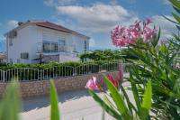 Rios Apartments - Bed and Breakfast Ražanac