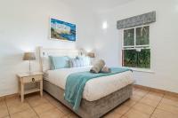 Relaxing Seaside Escape at 2 Perissa - Bed and Breakfast Ballito