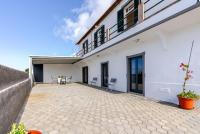 Casa Bela, sunshine all day - Bed and Breakfast Estreito da Calheta
