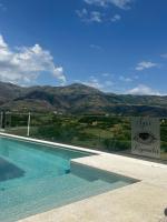 Syri Kryemates - B&B Klos