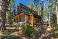 Modern Eco Retreat with Hot Tub and Views - B&B Truckee