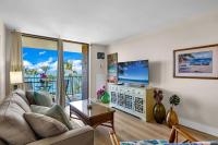 Penthouse Oceanview Vistas - Bed and Breakfast Kīhei
