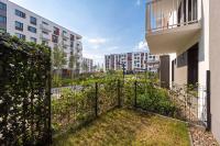 Cozy Studio with Garden and Place to Work by Noclegi Renters - B&B Wroclaw