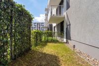 Cozy Studio with Garden and Place to Work by Noclegi Renters - B&B Wroclaw