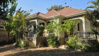 Satiyah Safari Villas - 3 En-Suite Bedrooms - B&B Arusha