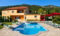 Holiday Home Nadalina - Chambres d'hôtes Vrgorac