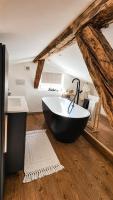Charmantes Apartment - Le Mazot - B&B Ovronnaz