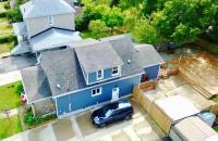 7 Bedroom House Minutes from Niagara Falls - Ferienwohnung Niagara Falls