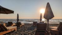 Anas Beach Escape with Pool and 250m to Sea - Ferienwohnung Tale