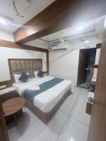 Hotel Dream Space - B&B Ahmedabad