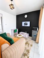 Modern Ngong Rd Studio With Pool, Parking & WiFi - Legatus Cozy Studios - B&B Nairobi