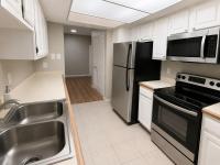 NRG - Medical Cntr - 2BR Walk to NRG - Pool Free Parking - B&B Houston