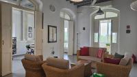 Stevens Street Atelier Heritage Property - B&B Bombay