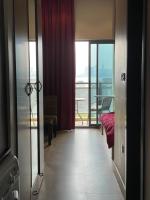 Thuraya Tower Apartment - Ferienwohnung Al Busaytīn