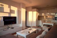 Luxory Penthouse - Bed and Breakfast Pristina