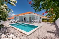 Villa with private pool close to the most beautiful beaches! - B&B Fontein