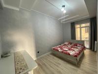 Spacious three-room apartment on Bokonbaev - Chambres d'hôtes Bichkek