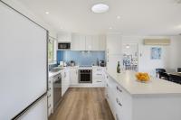 The Horizon on Willson, A Coastal Stay with Room to Breathe - B&B Normanville