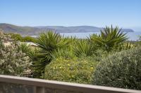 The Horizon on Willson, A Coastal Stay with Room to Breathe - B&B Normanville