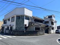 勝浦の家A 海目の前 3LDK195m2定員ゆったり6名 漁港に面した老舗旅館を改装 山側A室 釣りにも好適 - B&B Katsuura