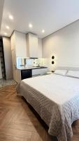 Вид на набережную , две уютных студии рядом с центром - B&B Pavlodar
