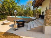Marlove Cottage - Pool - Free-Roaming Wildlife - B&B Marloth Park