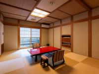 Japanese-Style Room with Open-Air Bath (10 Tatami)【紫苑】	