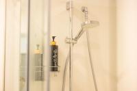 The Welles Residence Central City Suite ,1 bdrm, sleeps 2 - Chambres d'hôtes Christchurch
