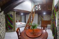 Three-Bedroom Bungalow with Ocean View