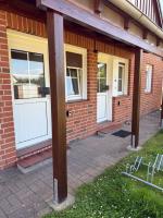 Hund ohne Aufpreis- Wallbox- Strandkorb- Kamin- Privatparkplatz- Mein Nachbar, das Meer - B&B Fehmarn