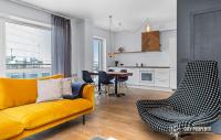 Cozy 1BR Apartm near Kadriorg with Balcony and Parking - Ferienwohnung Tallinn