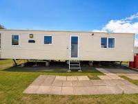 Lovely 6 berth caravan on the brilliant New Beach Holiday Park Kent ref 66658NB - Chambres d'hôtes Dymchurch