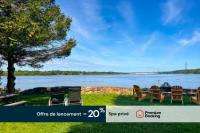 Chalet Blanc with Private Beach & Hot Tub - B&B Rigaud