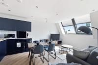 Modern 1 Bedroom Apartment in Central Birmingham - Bed and Breakfast Birmingham