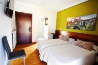 Zweibettzimmer mit eigenem Bad