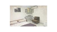 Zimmer mit Kingsize-Bett