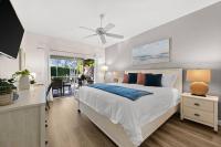 Casa Playa - Heated Pool and Outdoor Living Near Beach - B&B Marco Island