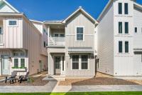 Beach Casita on North Padre Island! Walk to Beach, Boat Slips, Pool - B&B Corpus Christi