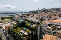 Luxury Rooftop Jacuzzi Penthouse at Savoy Insular - B&B Funchal