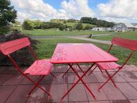 1AS Luxury European Barndo FARM STAY VENUE - Chambres d'hôtes Jefferson City