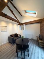 10 Silvester- Modern 2 Bed City Centre Apartment - B&B Kingston upon Hull