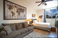 River Mountain Lodge Aspen Trail Condo: Ski In, Downtown Breck - B&B Breckenridge