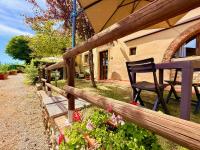 Casetta Luna e Sole Vista Colline Toscane Giardino e Ricarica EV - Chambres d'hôtes Montescudaio