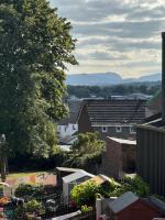 Cosy 2-Bed First Floor Apartment In Penrith - B&B Penrith